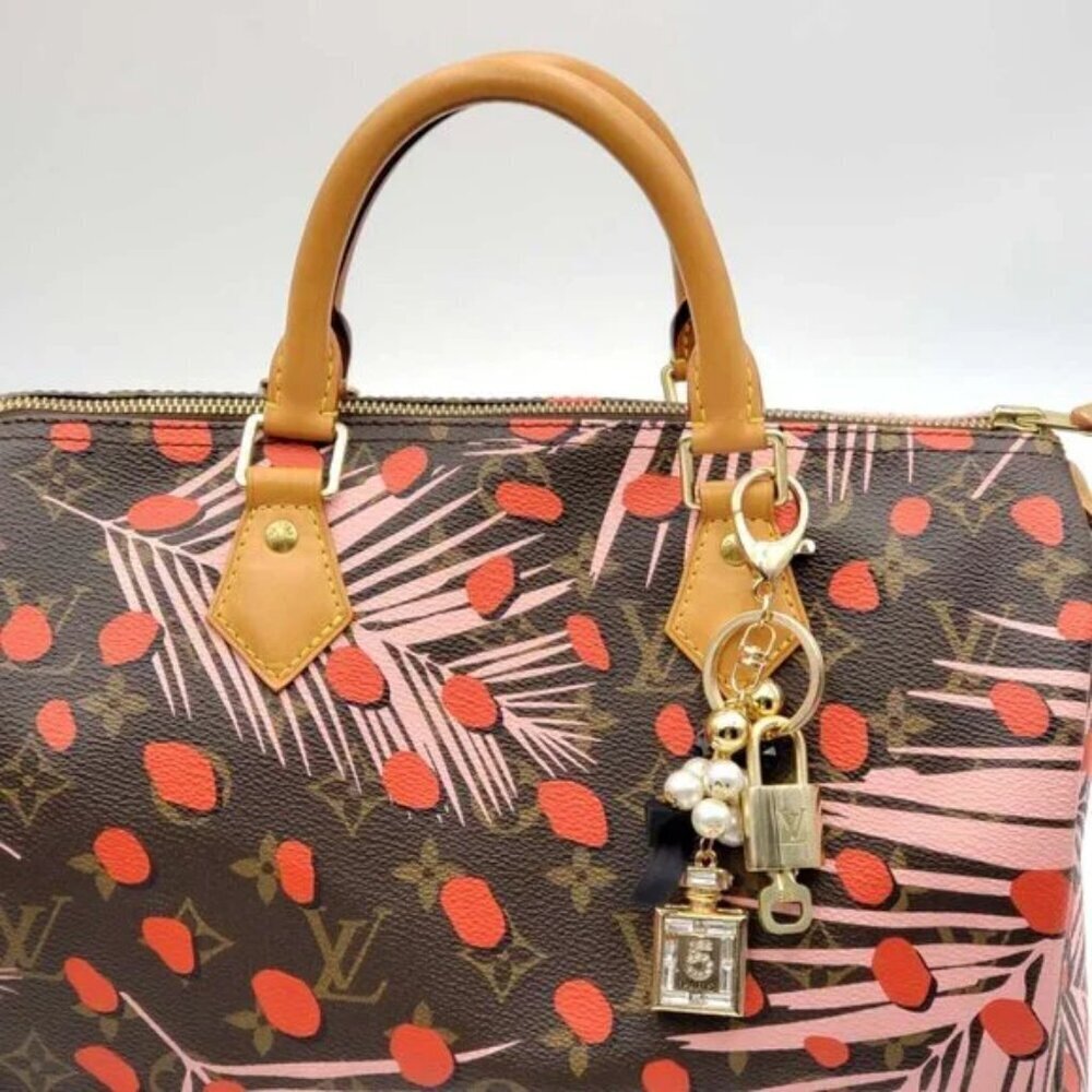 Authentic Louis Vuitton Gold Lock 🔒 Keychain Bag Unbranded N5 Bottle Charm LV - Picture 9 of 10